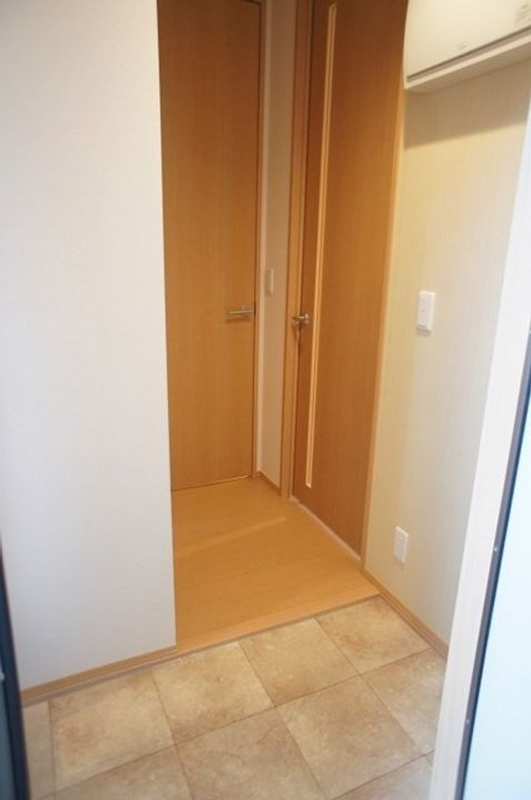 ラ・ルーチェ・ミツキ202の玄関