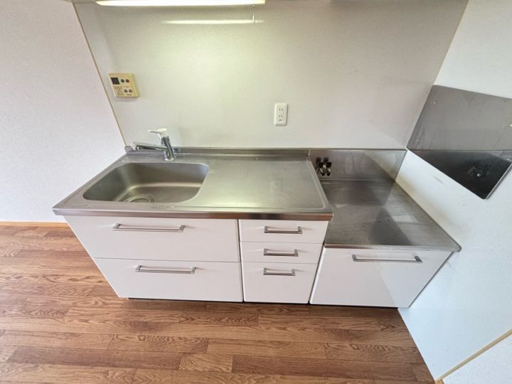 福岡県糟屋郡粕屋町花ヶ浦1丁目(アパート)の賃貸物件202のキッチン
