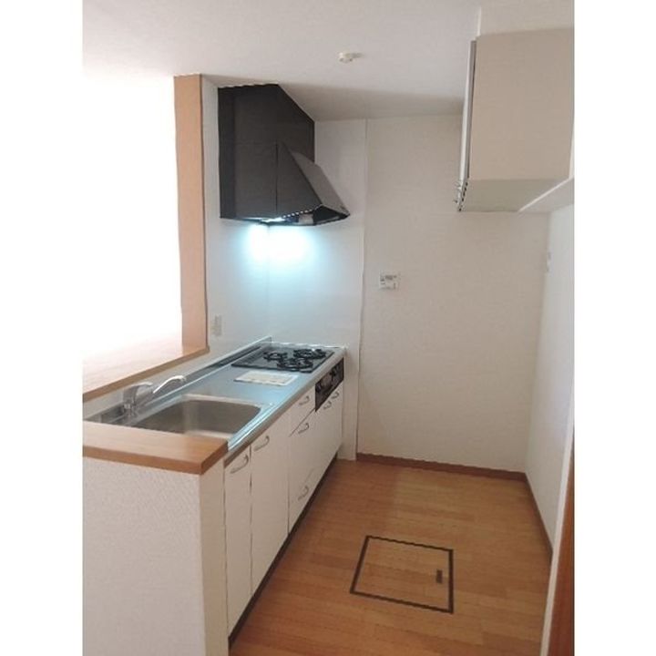 福岡県糟屋郡篠栗町和田4丁目(アパート)の賃貸物件2のキッチン