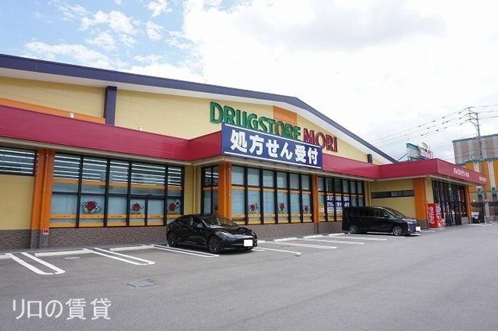 レ・フォール407の周辺