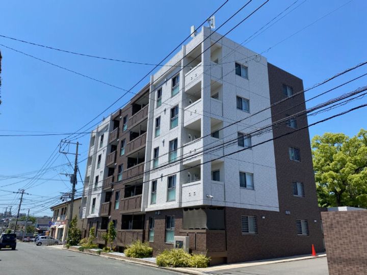 アヴァンセ志免町の外観