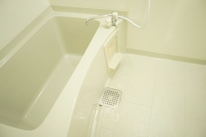 ステュディオナイン201の風呂