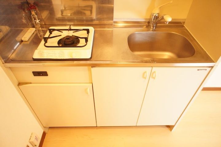 アクシス東平尾Ⅱ411のキッチン