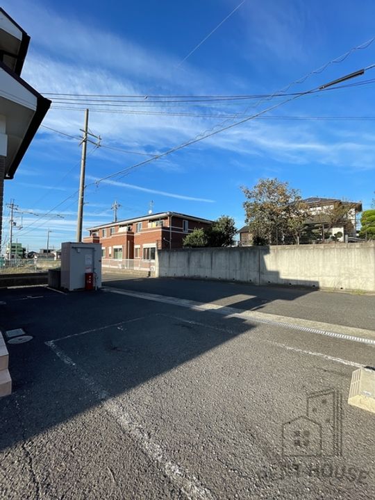 エンフィールド シャリテのその他画像