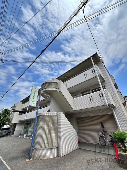 メゾンドール河野の外観