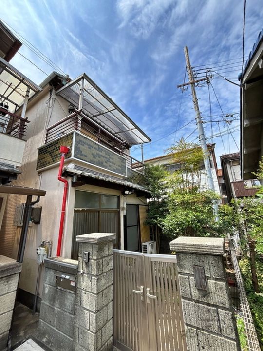 大阪府堺市西区浜寺諏訪森町西1丁(一戸建)の賃貸物件の外観