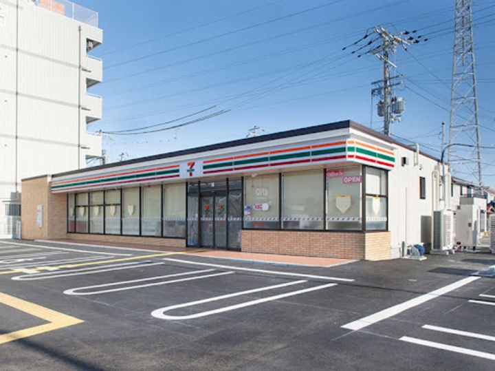 モア エクレール A棟の周辺