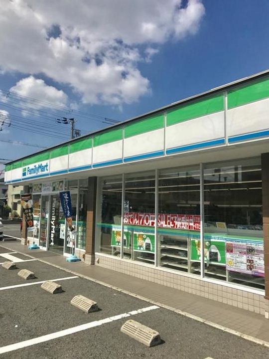 モア エクレール A棟の周辺