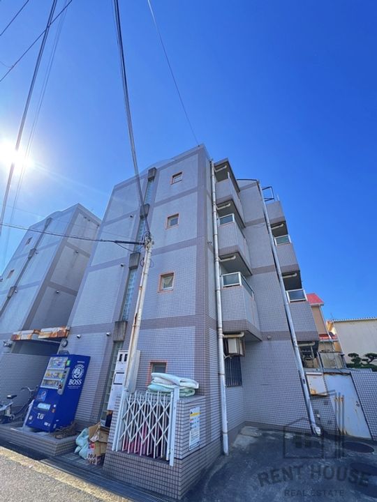 シャルマンフジ久米田参番館の外観