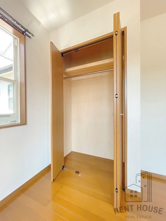 エンフィールド シャリテのその他画像