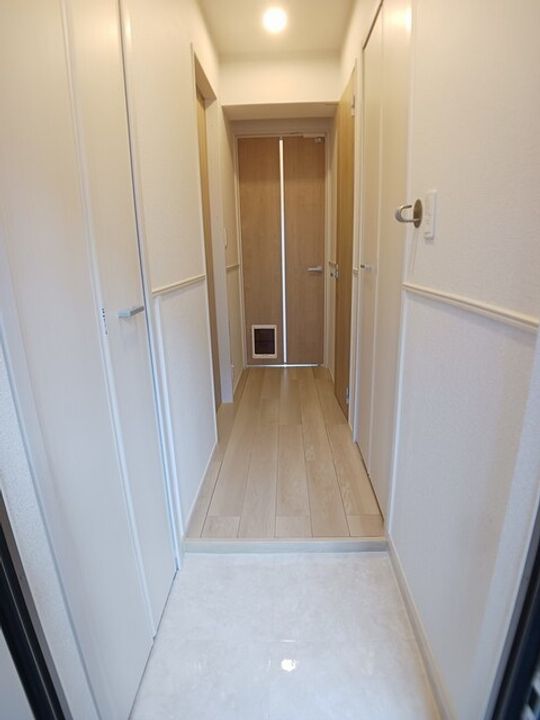 Garden 浜プラスの玄関