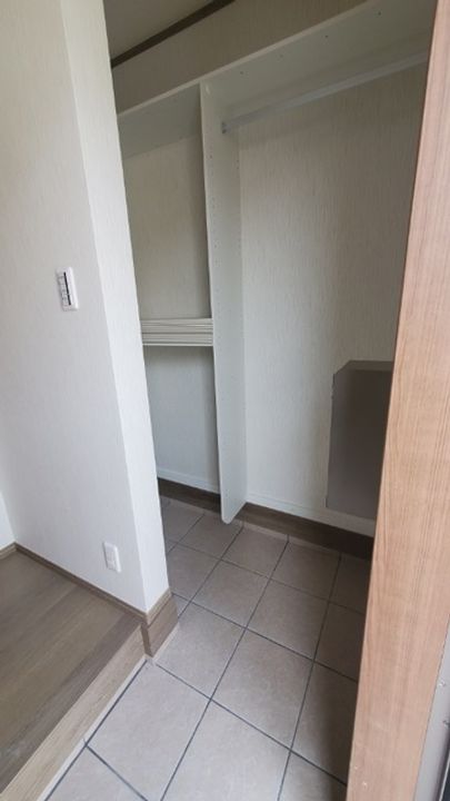 大阪府岸和田市春木旭町(一戸建)の賃貸物件の玄関