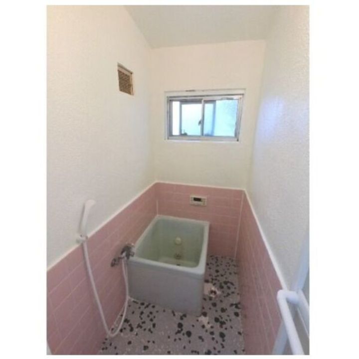 大阪府岸和田市八幡町(一戸建)の賃貸物件の風呂