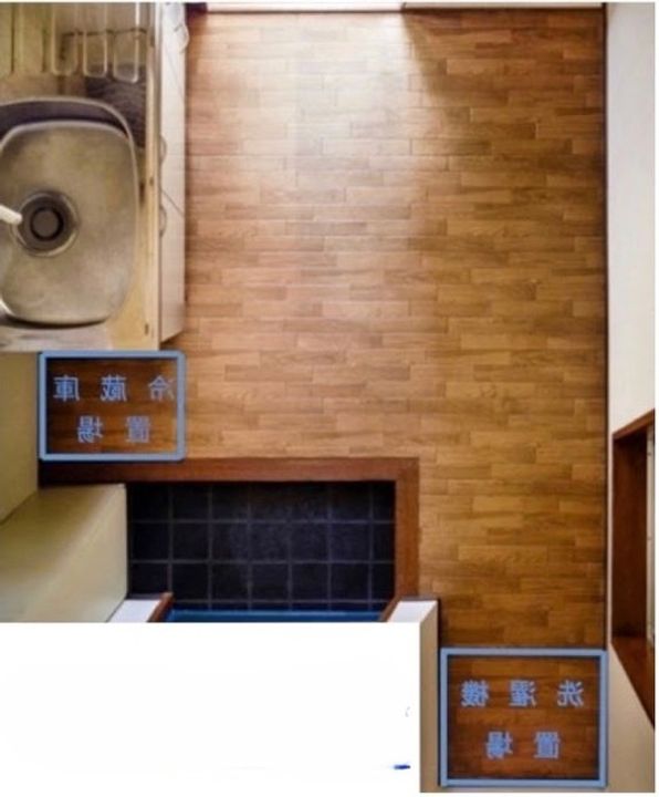 ハイツタナカの玄関