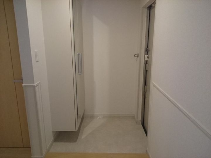 サニーハウス奏の玄関