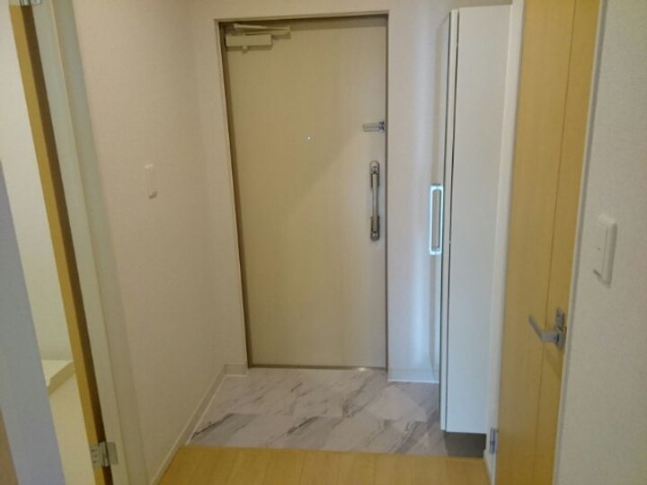 メゾン ド ソフィアの玄関