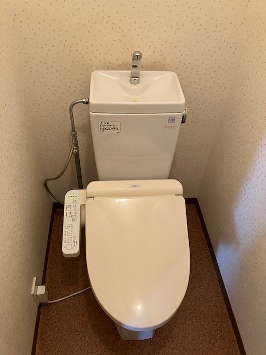 トミケンビル301の内装