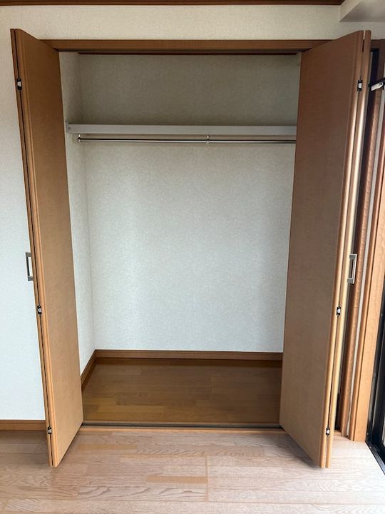 トミケンビル301の内装