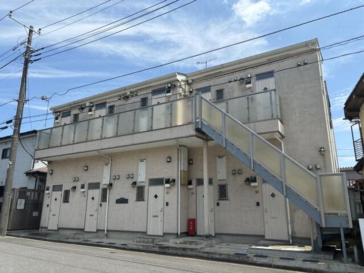 フォレストハウス鎌ヶ谷101の外観