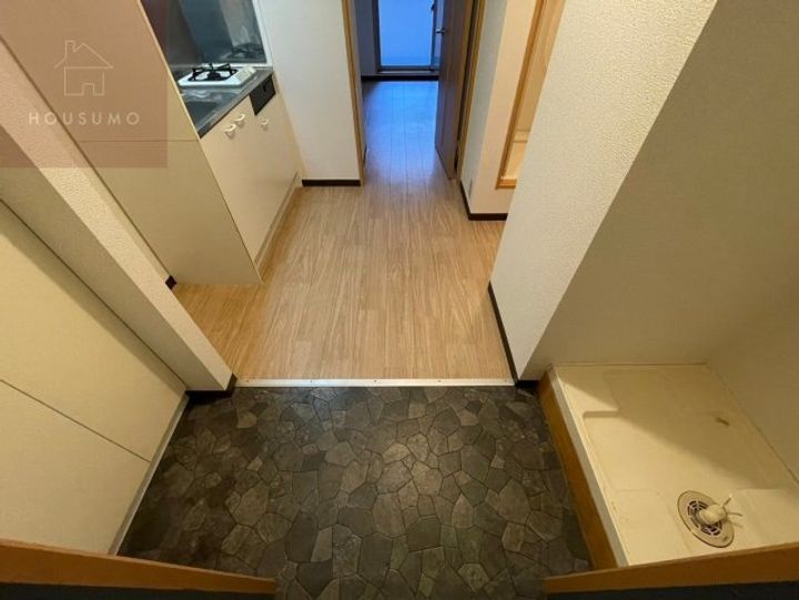 Mプラザ布施駅前809の玄関