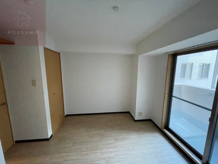 Mプラザ布施駅前809の居間