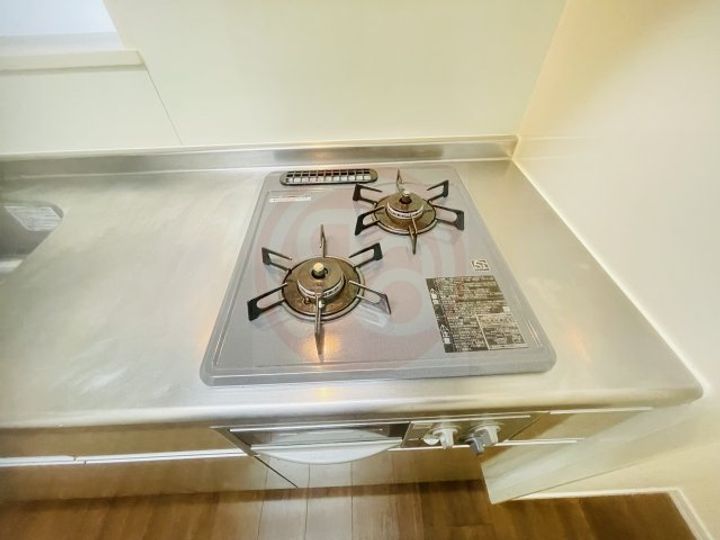 ラフテル西邸のキッチン