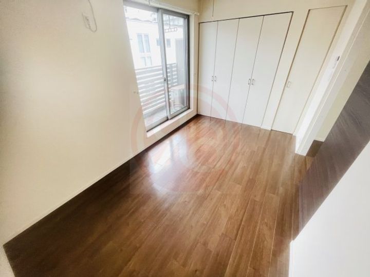 ラフテル西邸の居間