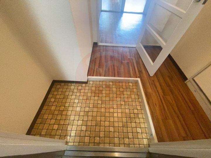 大阪府東大阪市森河内西1丁目(マンション)の賃貸物件の玄関