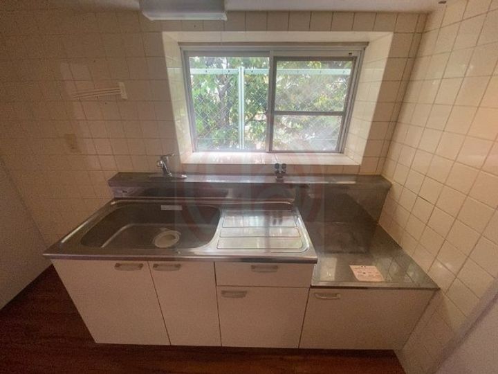 大阪府東大阪市森河内西1丁目(マンション)の賃貸物件のキッチン