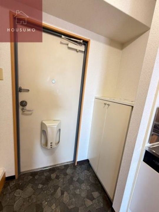 大阪府東大阪市足代新町(マンション)の賃貸物件の玄関