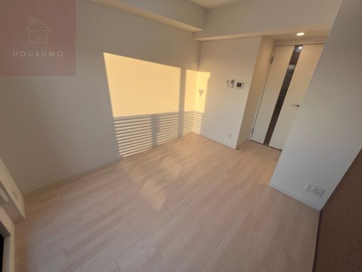 Luxe布施東2808の居間