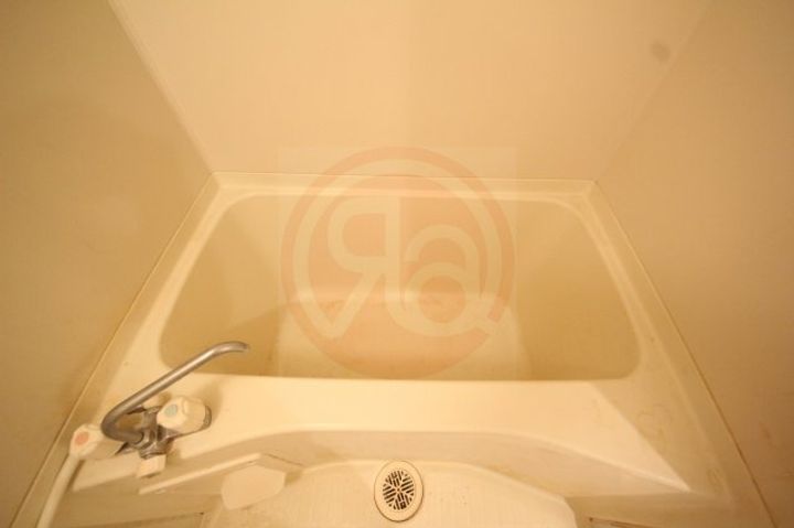 レガーロ布施608の風呂