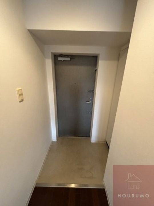 GOパレス桃山台の玄関