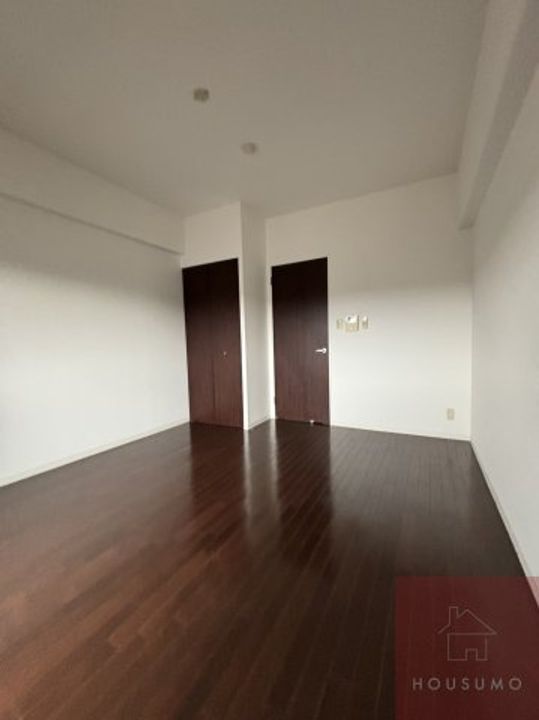 GOパレス桃山台の居間