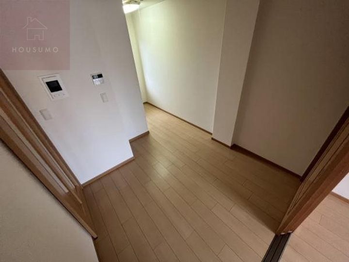 大阪府八尾市弓削町2丁目(マンション)の賃貸物件の居間