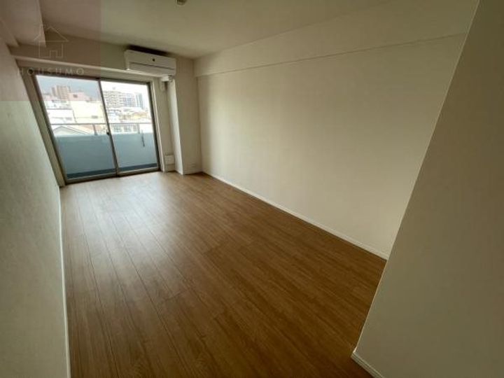 大阪府八尾市本町5丁目(マンション)の賃貸物件607の居間