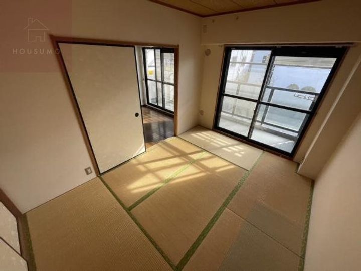 大阪府八尾市旭ケ丘4丁目(マンション)の賃貸物件の内装