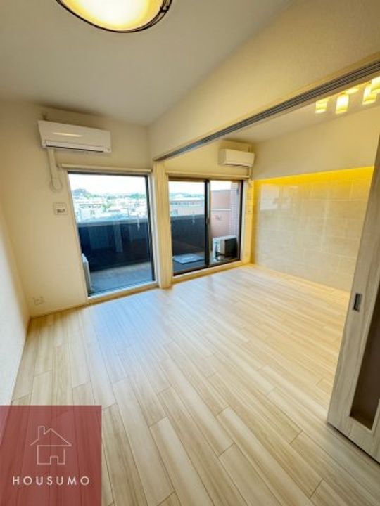 プレジオ吹田 の居間