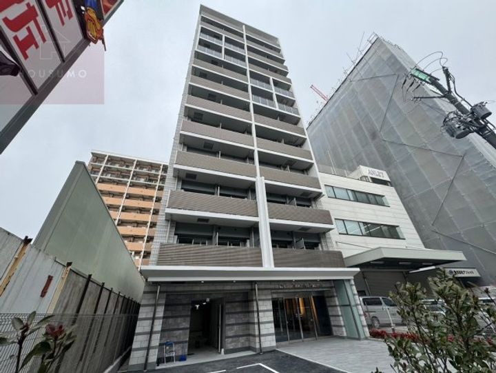 フォーリアライズ大阪イーストゲートの外観