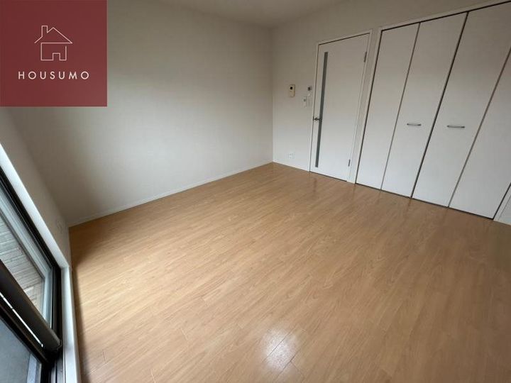 プランドール A棟204の居間