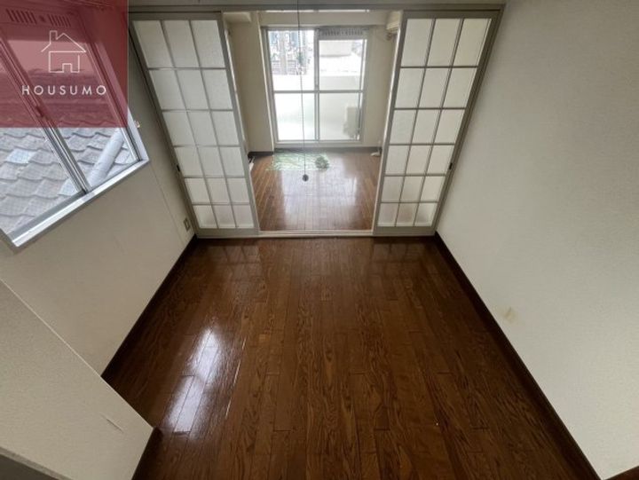 大阪府八尾市本町4丁目(マンション)の賃貸物件の居間
