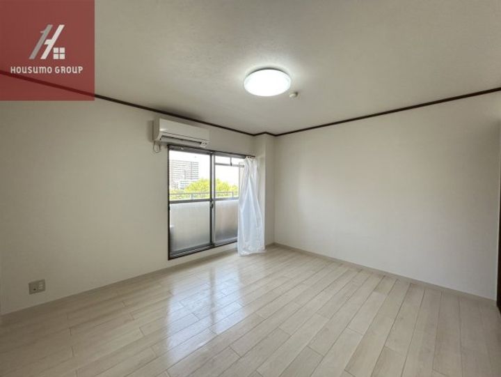 大阪府大阪市平野区長吉川辺3丁目(マンション)の賃貸物件の居間