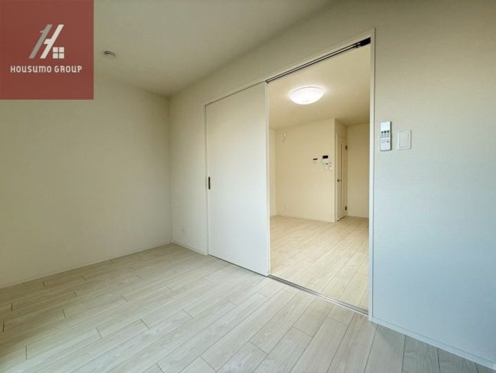 大阪府大阪市生野区鶴橋5丁目(アパート)の賃貸物件の居間