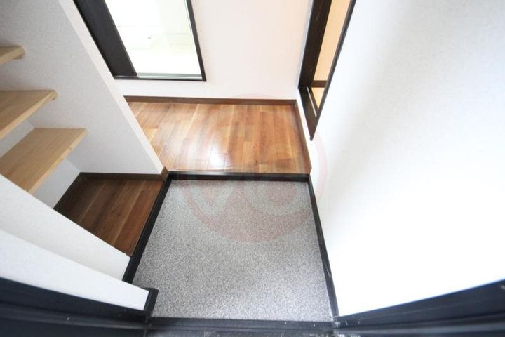 大阪府大阪市生野区巽中3丁目(マンション)の賃貸物件の玄関