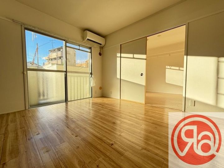 エルディ東住吉の居間