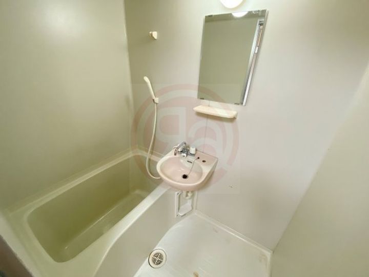 19番館503の風呂