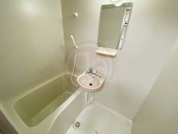 19番館503の風呂
