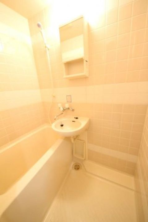 大阪府東大阪市長田東1丁目(マンション)の賃貸物件の風呂