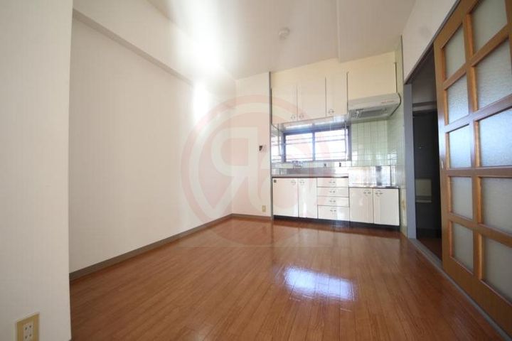 大阪府東大阪市高井田本通2丁目(マンション)の賃貸物件の居間