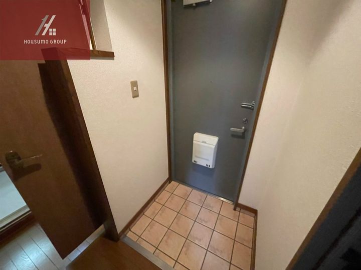 ハイムクレイン102の玄関